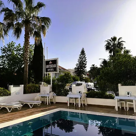 Hotel Amsterdam Otel&suites 3*